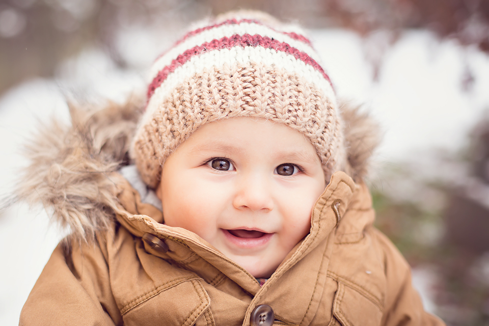 baby in the snow | Tonya Teran Photography, Rockvile, MD Baby Photographer