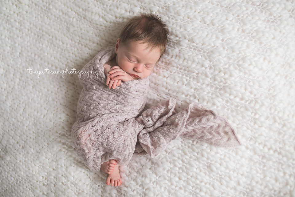 Sleeping newborn pose | Rockville, MD Newborn Baby and Family Photographer - Tonya Teran Photography