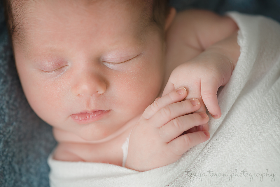 Macro detail newborn pose - Tonya Teran Photography - Rockville, MD Newborn Baby and Family Photographer