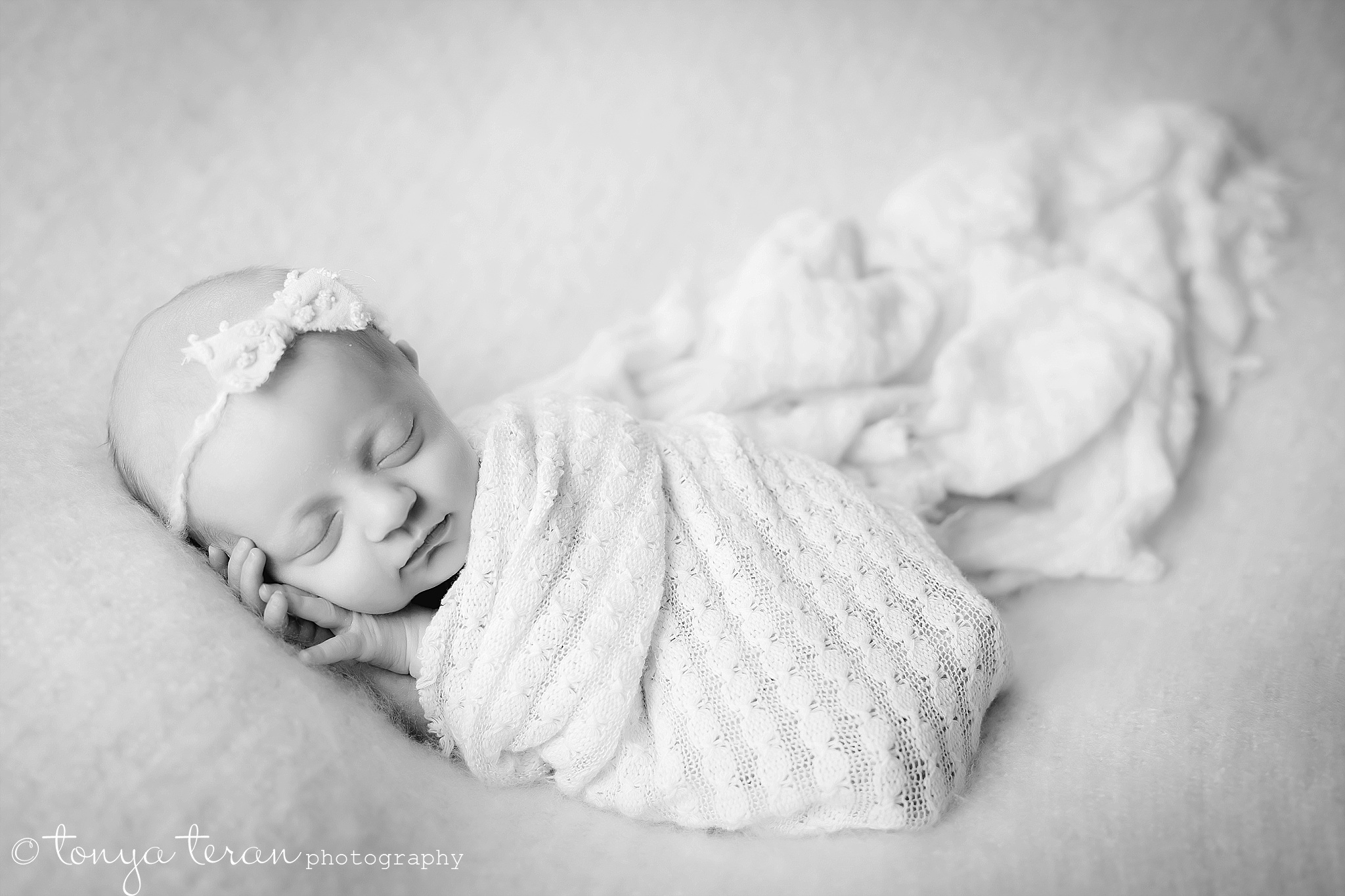 Newborn Photo Session | Tonya Teran Photography, Bethesda, MD Newborn, Baby, and Family Photographer