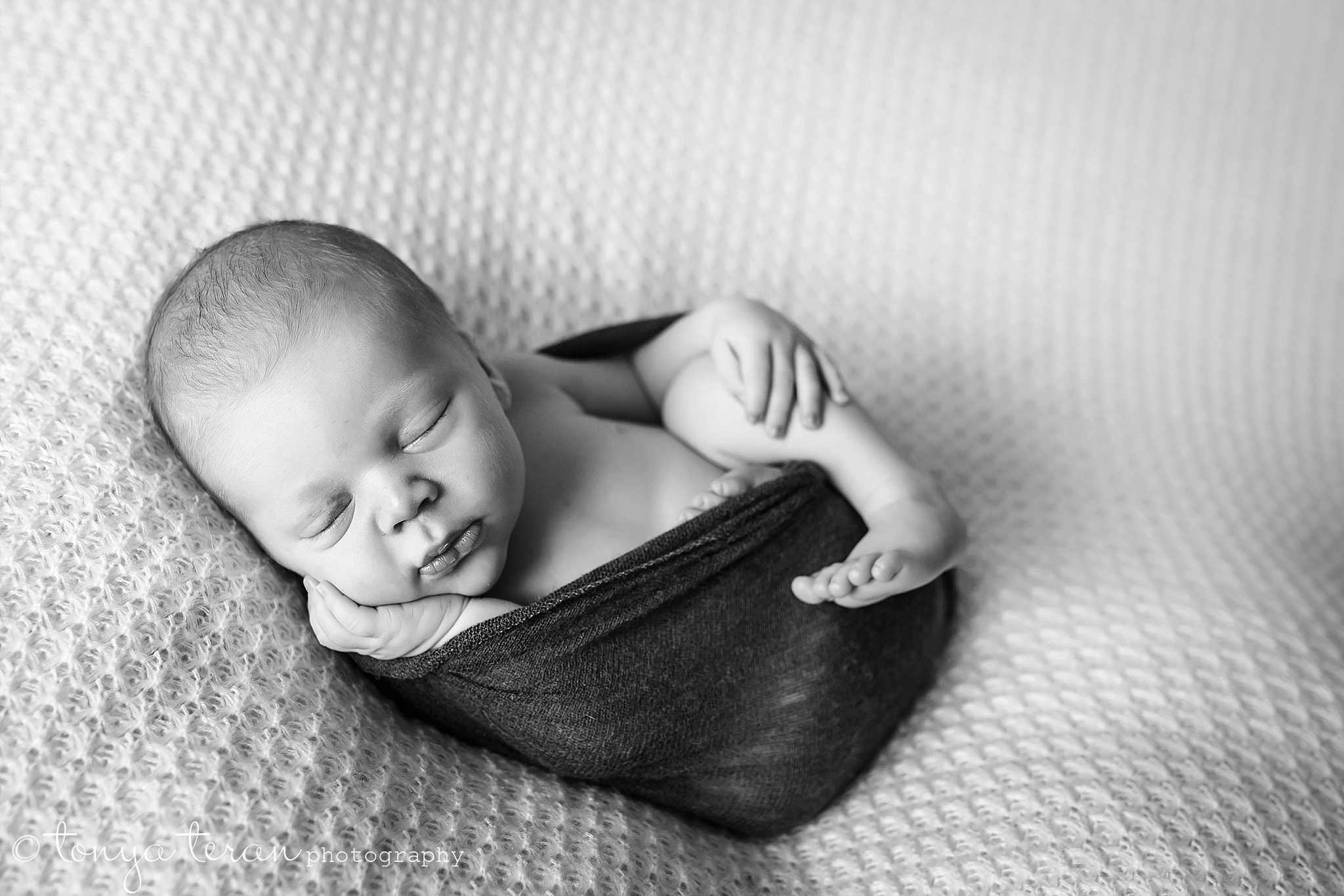 Newborn Photo Session | Tonya Teran Photography, McLean, VA Newborn, Baby, and Family Photographer