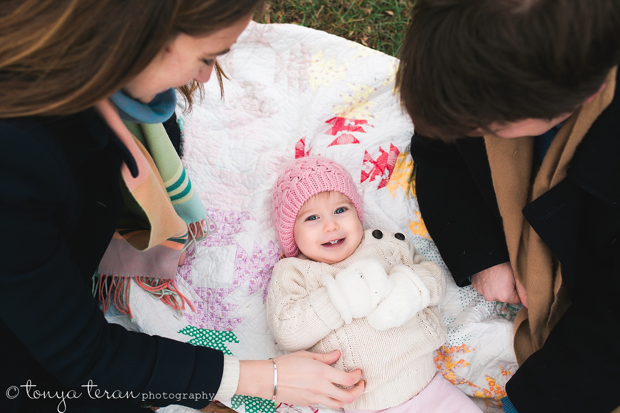 Outdoor Fall Family Photo Session | Tonya Teran Photography, Rockville, MD Newborn, Baby, and Family Photographer