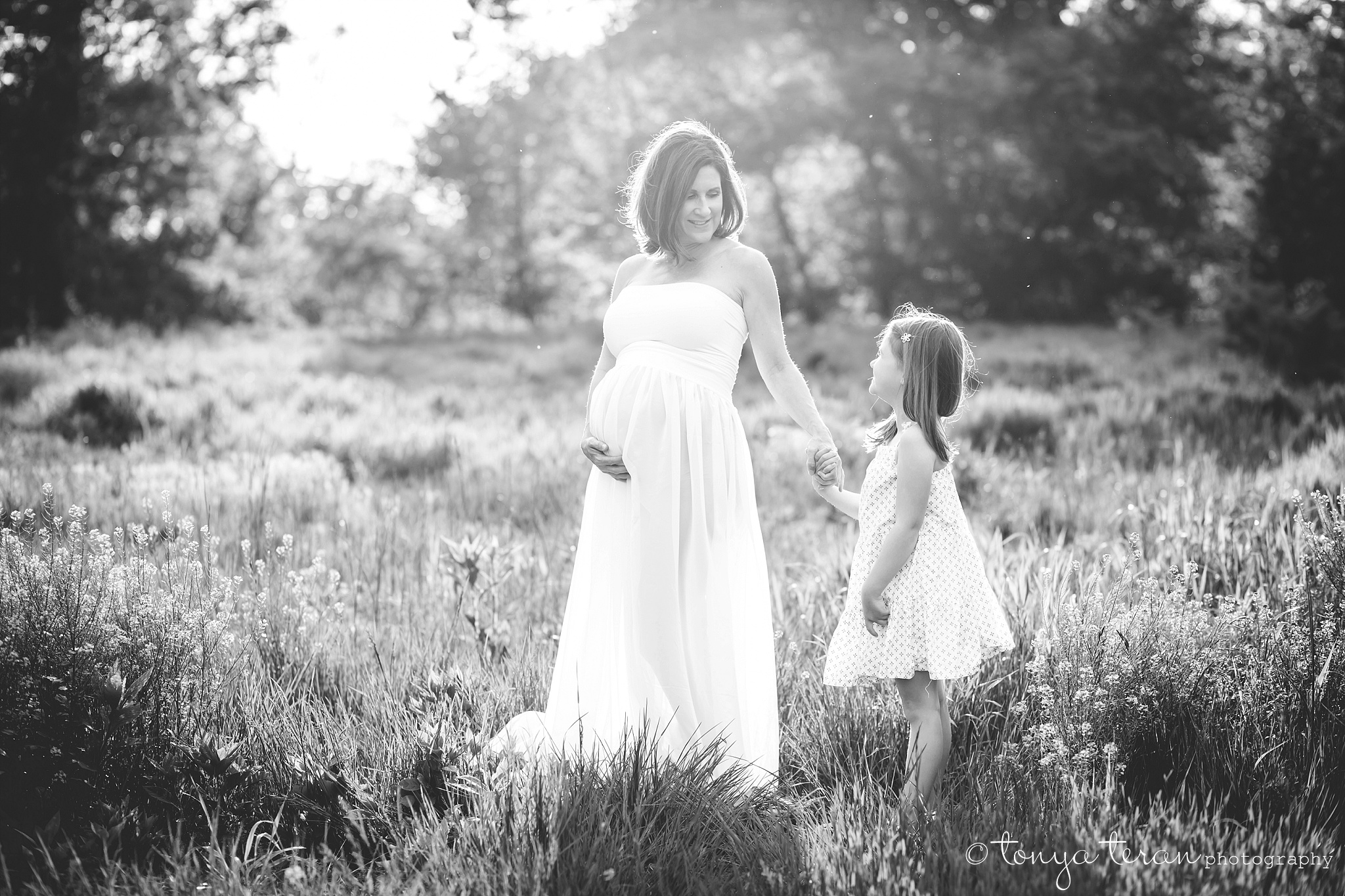 Mini Maternity Photo Session | Tonya Teran Photography, Bethesda, MD Newborn, Baby, and Family Photographer
