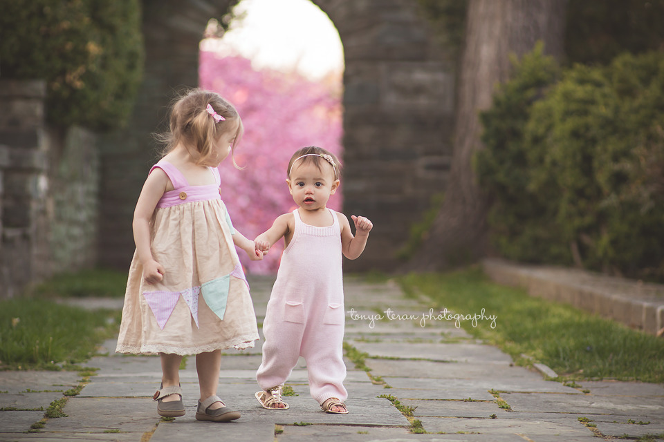 cherry-blossom-locations-dc-family-photographer-glenview-mansion