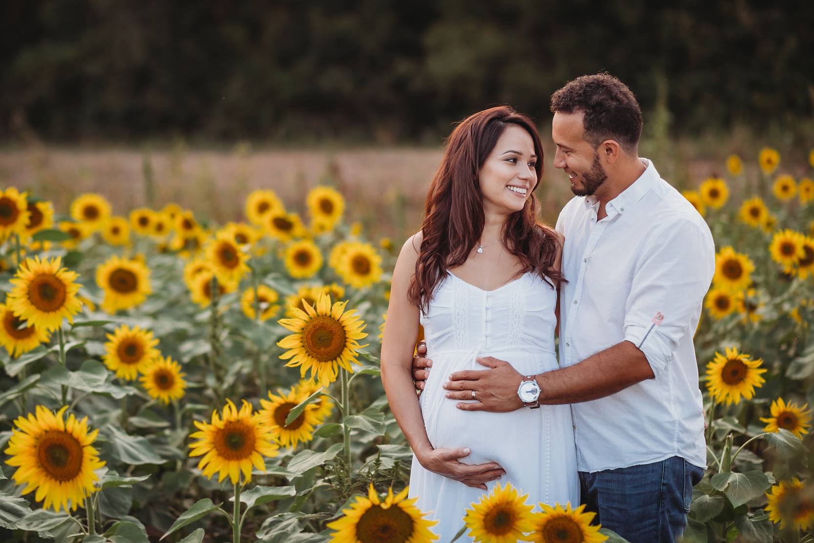 potomac-md-sunflower-field-maternity-photographer
